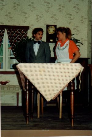 1988 04