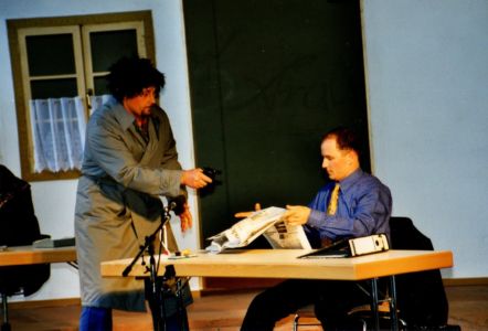 1999a 022